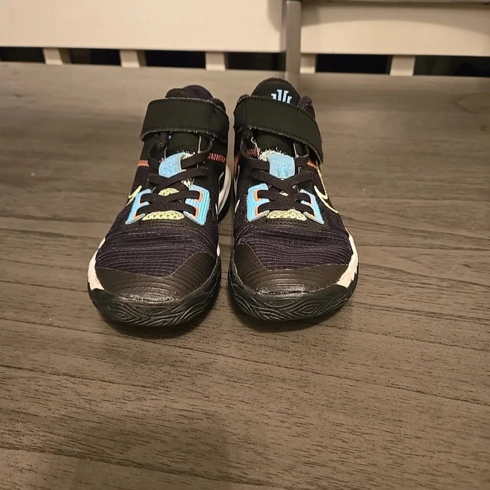 Nike Kids Black Turquoise Yellow Accent Sneakers